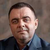 Олег Чернышов